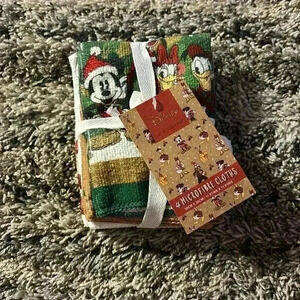 Disney Christmas Holiday Microfiber Towel Set